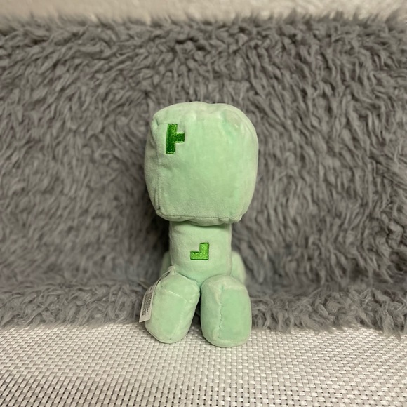 Minecraft Creeper plush EUC - Picture 3 of 6